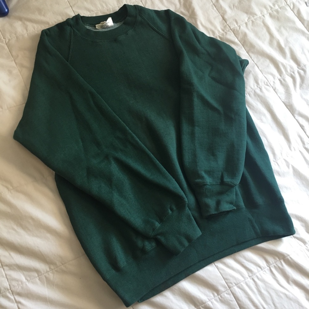 Green crewneck sweater